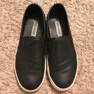 Steve Madden size 8.5 slip ons!